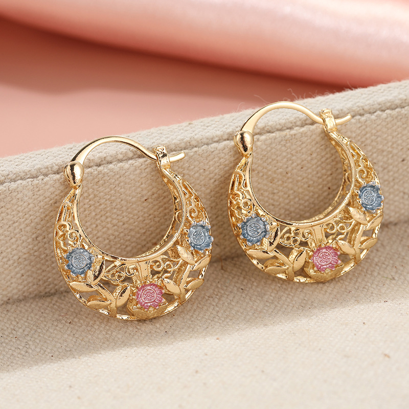 🌙 Boucles d'Oreilles Croissant – Plaqué Or, Émaillées et Filigrane — Promo limitée à 50% ✨