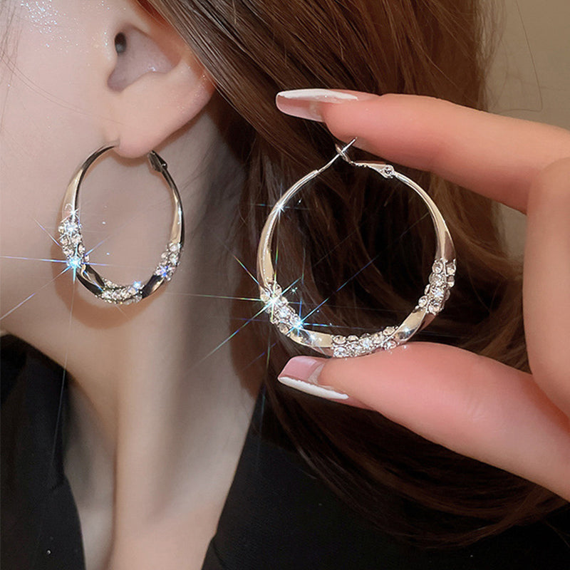 🔥 50% DE RÉDUCTION ! ✨ Boucles d'Oreilles Cercles Zircon - Design 32mm Léger, Alliage Hypoallergénique, Élégant Polyvalent 💎✨