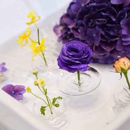 Support Créatif pour Composition Florale Flottante – Élégance Aérienne et Décor Aquatique