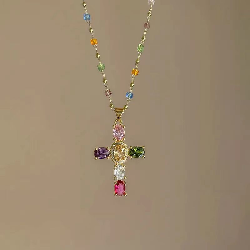 💎 50 % DE RÉDUCTION !! ✝️ Collier coloré avec pendentif en forme de croix en strass – Éclat éclatant, longueur réglable et message plein de sens ✨